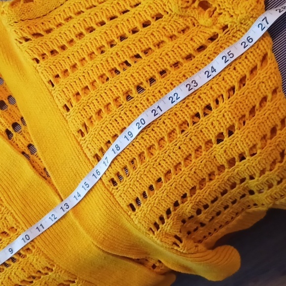 💙🌺Yellow Open-Knit Women's Cardigan - Picture 8 of 9